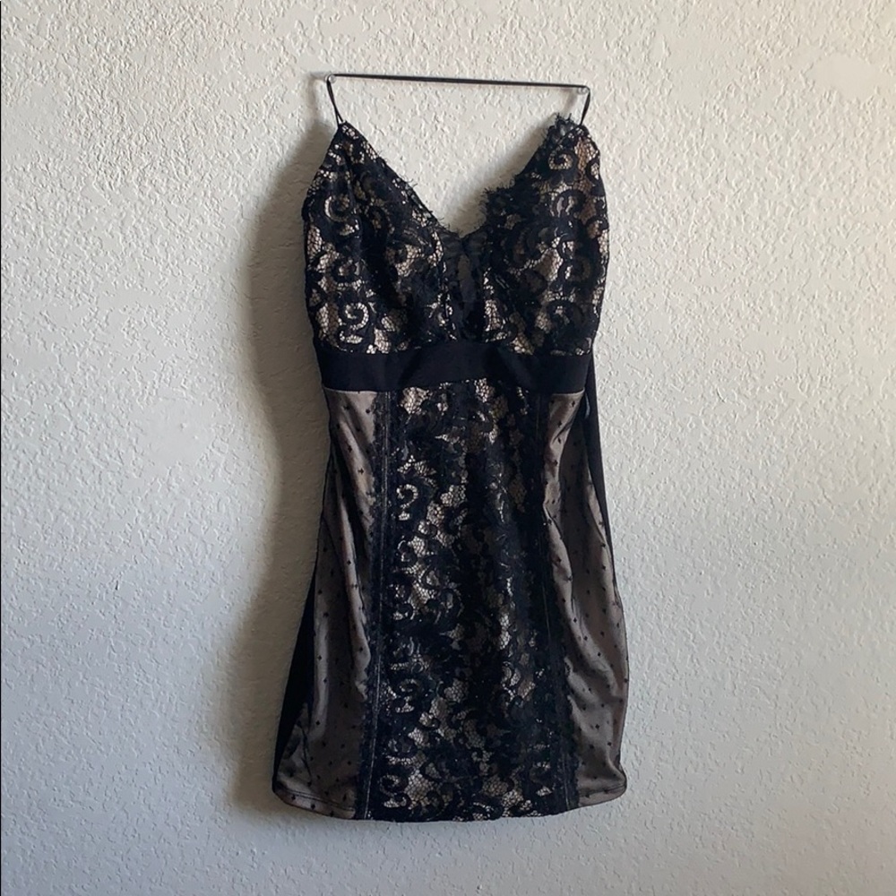 Suuuuper cute mini dress